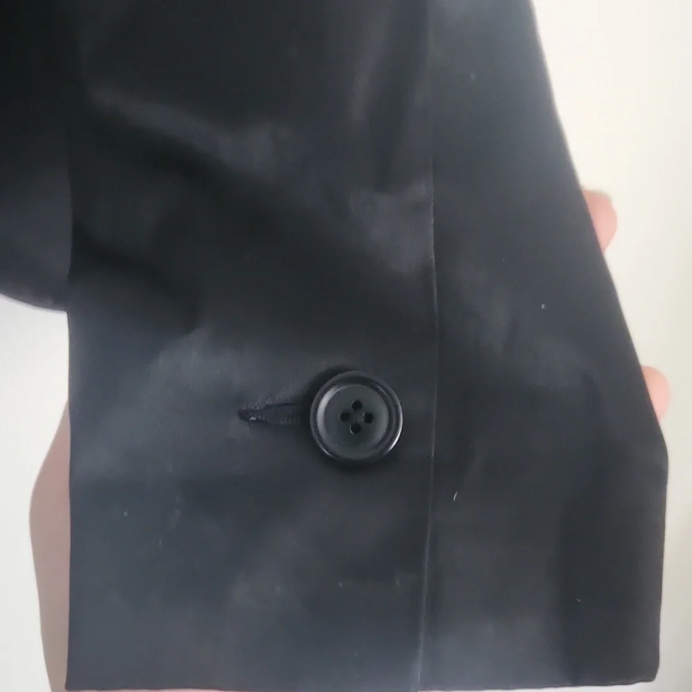 🌞2/$30 // EXPRESS DESIGN STUDIO: Black Satin Blazer - Picture 6 of 8